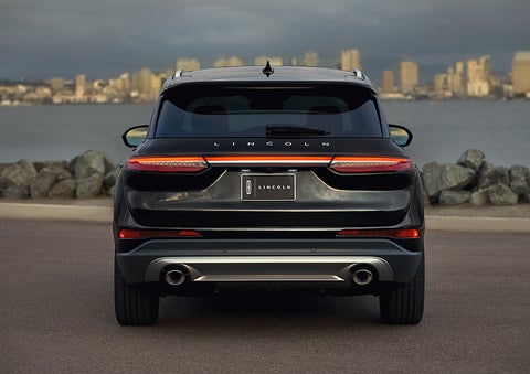 The rear lighting of the 2024 Lincoln Corsair® SUV spans the entire width of the vehicle. | Casa Lincoln in El Paso TX