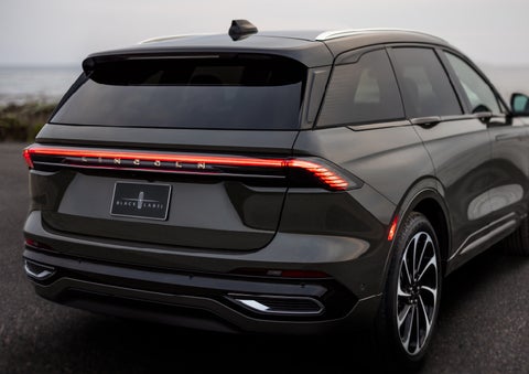 The rear of a 2024 Lincoln Black Label Nautilus® SUV displays full LED rear lighting. | Casa Lincoln in El Paso TX