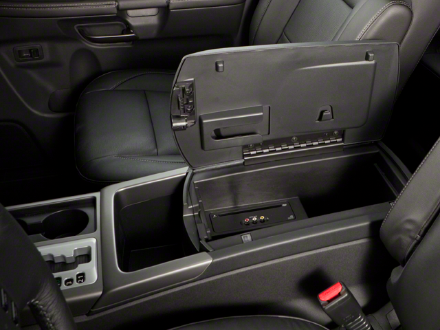 2010 Nissan Armada SE