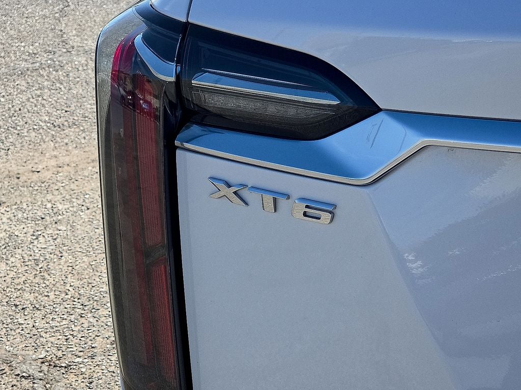 2025 Cadillac XT6 Sport