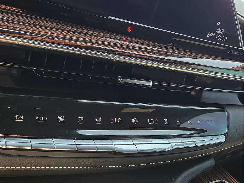 2024 Cadillac Escalade ESV Premium