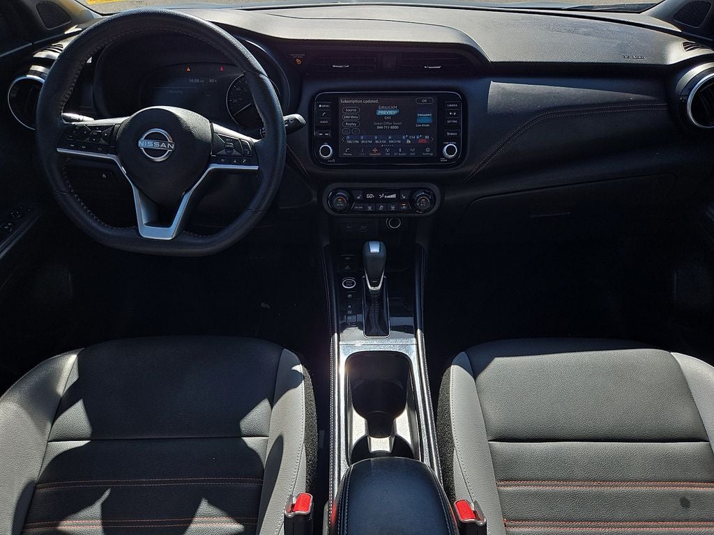2023 Nissan Kicks SR
