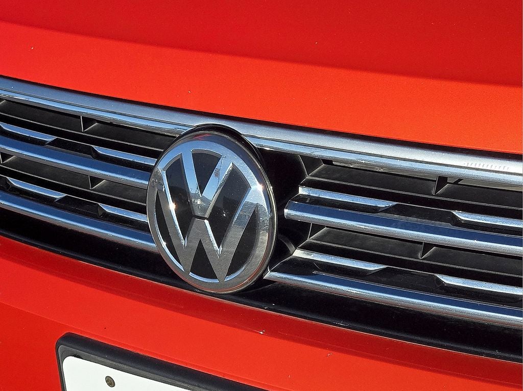 2019 Volkswagen Tiguan 2.0T SEL