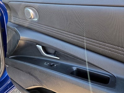 2022 Hyundai Elantra Limited