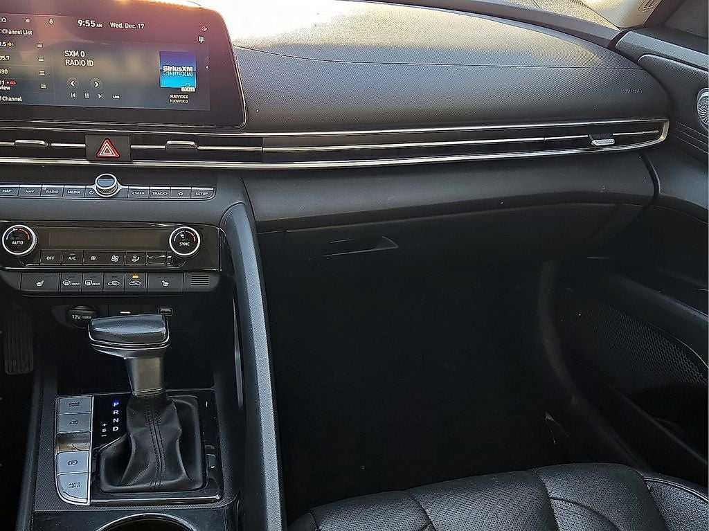 2022 Hyundai Elantra Limited