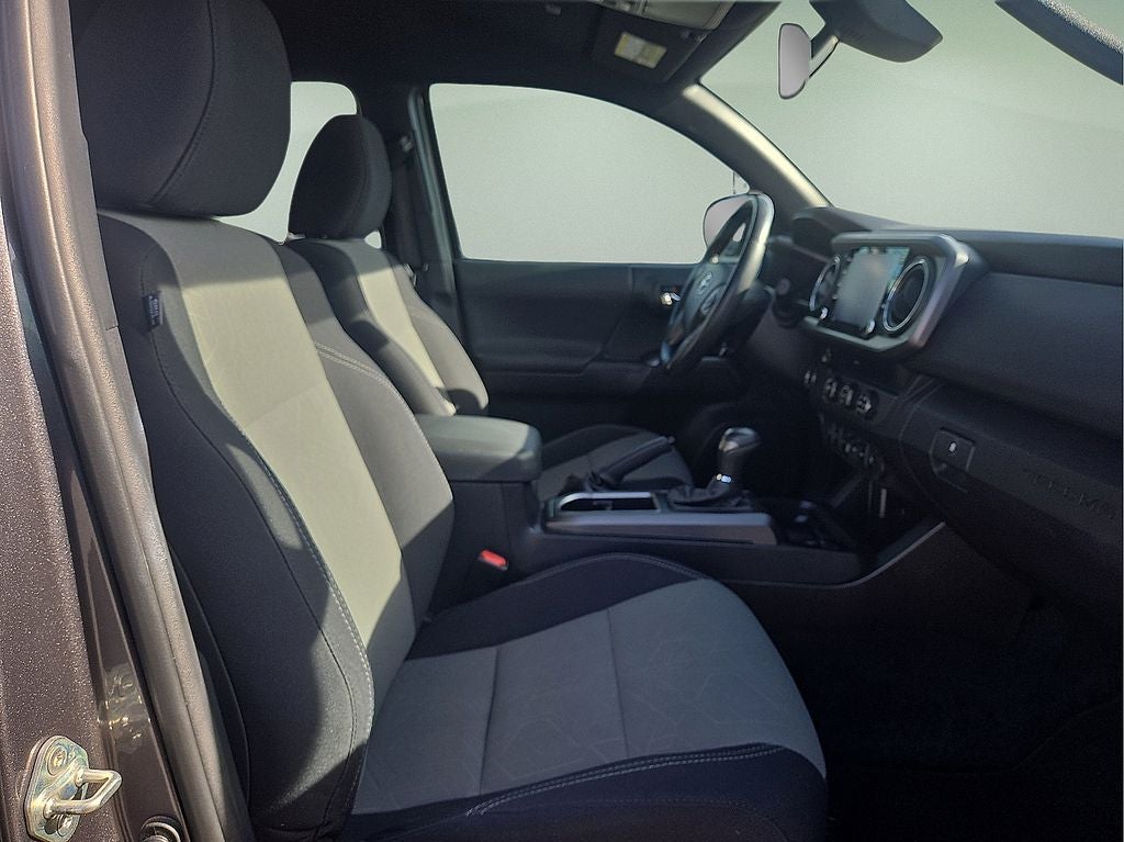 2020 Toyota Tacoma SR5 V6