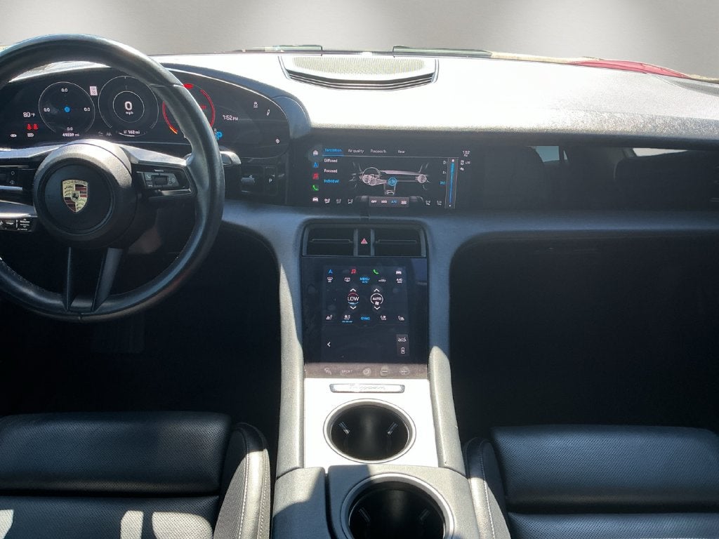 2022 Porsche Taycan Base