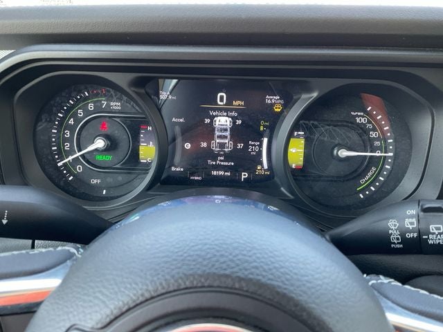 2025 Jeep Wrangler 4xe Sahara