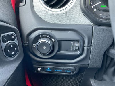 2025 Jeep Wrangler 4xe Sahara