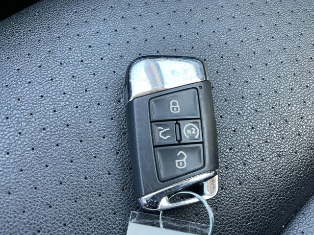 2021 Volkswagen Atlas 3.6L V6 SE w/Technology