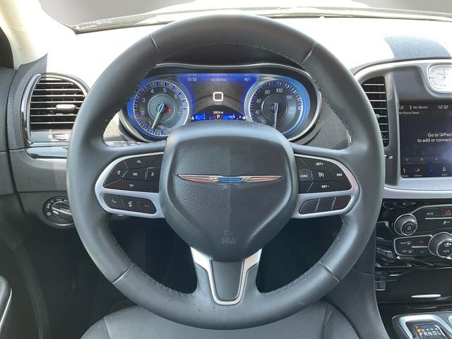2023 Chrysler 300 Touring