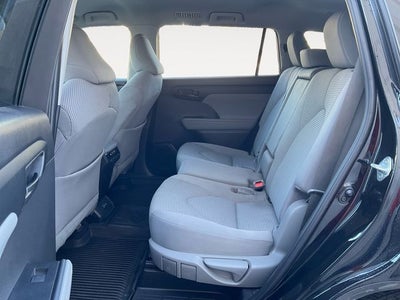 2023 Toyota Highlander LE