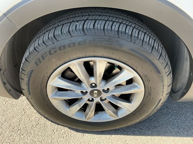 2020 Kia Sorento LX