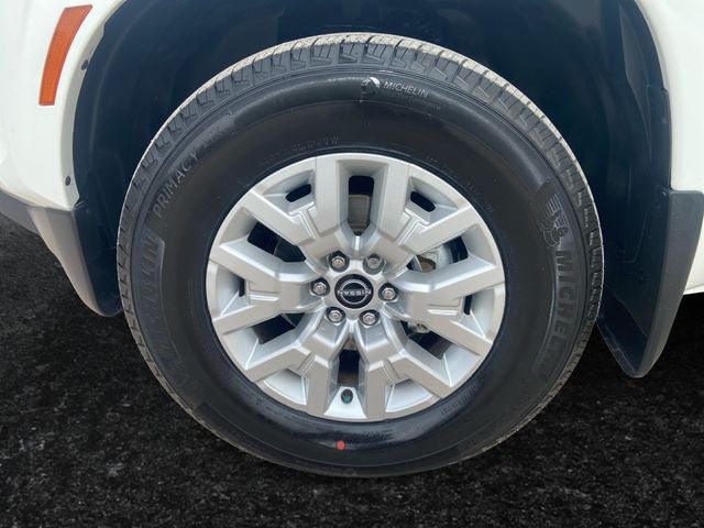 2024 Nissan Frontier Crew Cab SV