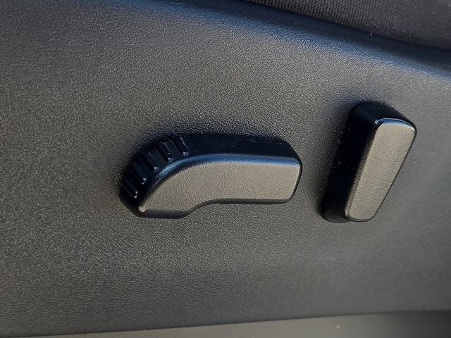 2022 Nissan Frontier SV Nissan Certified