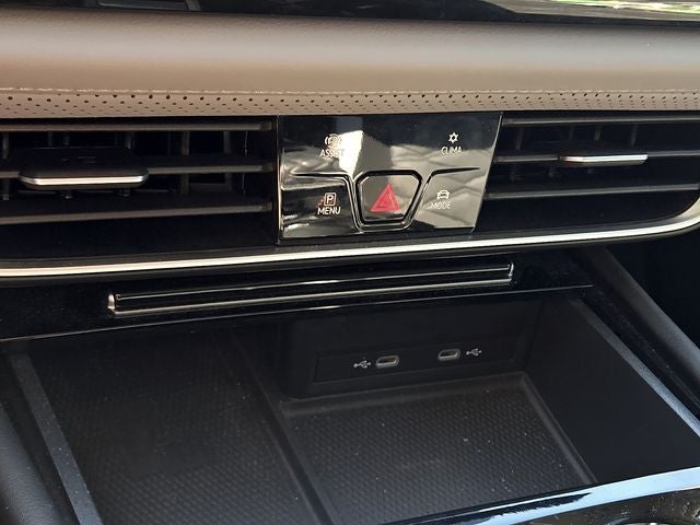 2024 Volkswagen Atlas 2.0T Peak Edition SEL
