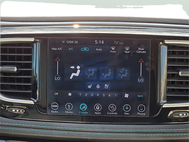 2018 Chrysler Pacifica Hybrid Limited