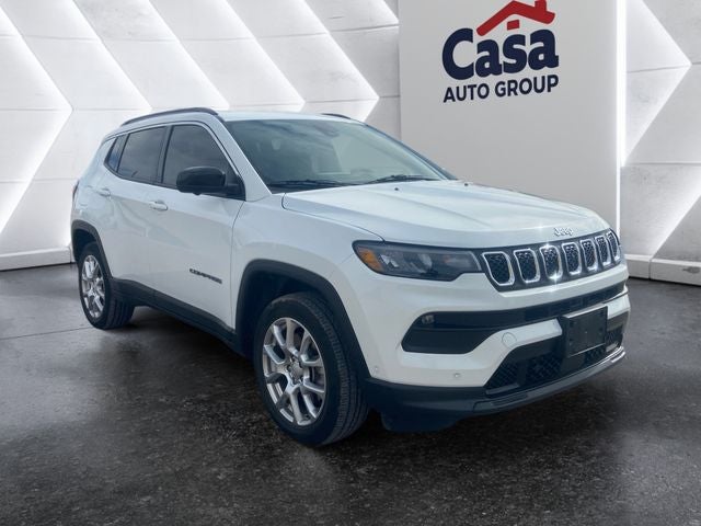 2023 Jeep Compass Latitude Lux