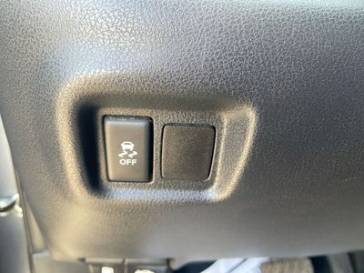 2019 Nissan Versa 1.6 SV Nissan Certified Select