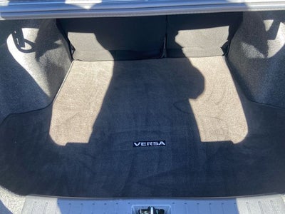 2022 Nissan Versa SV