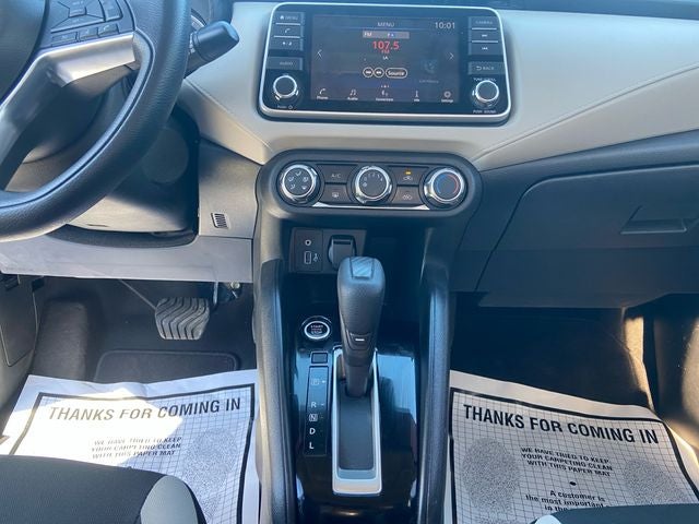 2022 Nissan Versa SV