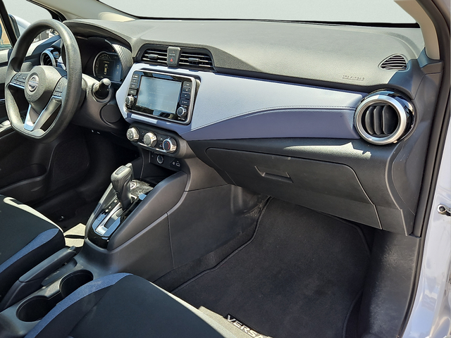 2024 Nissan Versa 1.6 SV