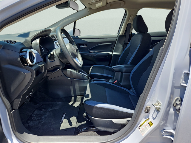 2024 Nissan Versa 1.6 SV
