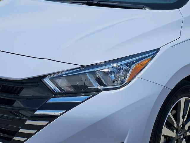 2024 Nissan Versa 1.6 SV