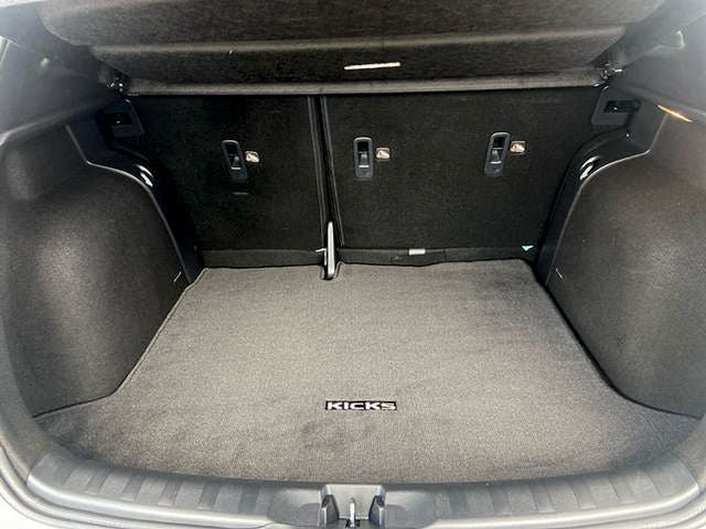 2023 Nissan Kicks SR Nissan Certified