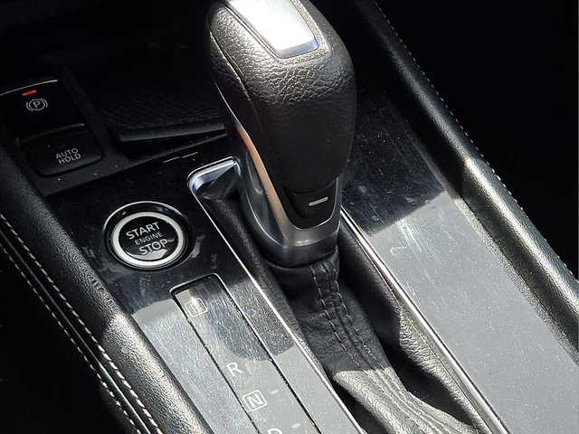 2024 Nissan Kicks SR Nissan Certified