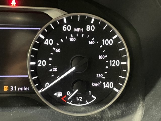 2023 Nissan Pathfinder SV