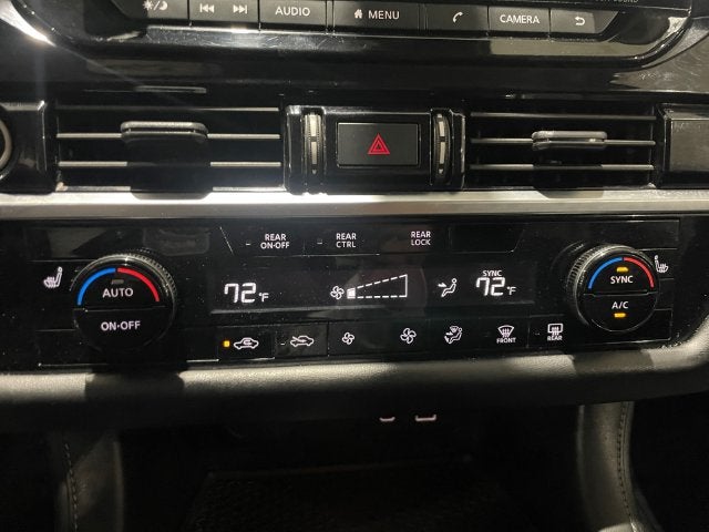 2023 Nissan Pathfinder SV