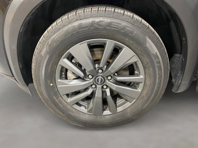 2023 Nissan Pathfinder SV