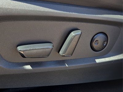 2024 Nissan Pathfinder SL Nissan Certified