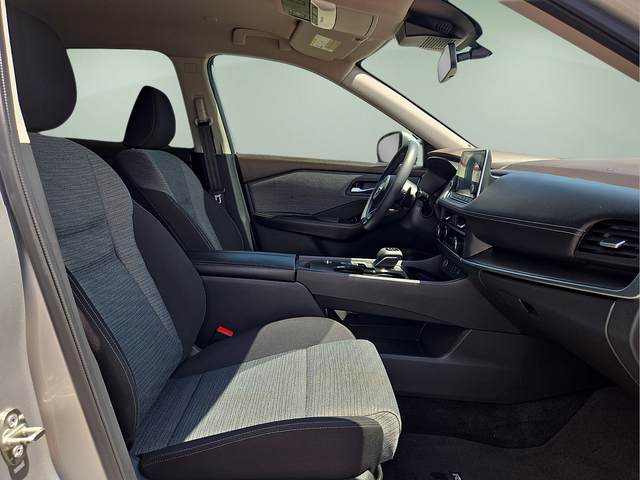 2023 Nissan Rogue SV Nissan certified