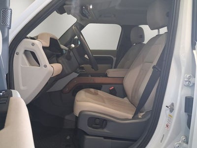 2020 Land Rover Defender 110 SE