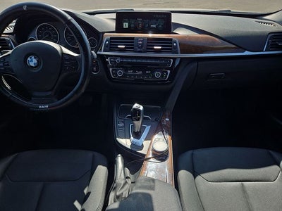 2017 BMW 3 Series 320i
