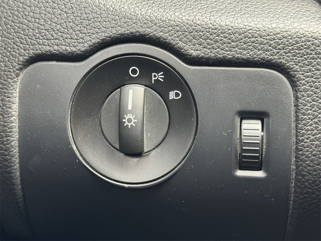 2013 Ford Mustang V6