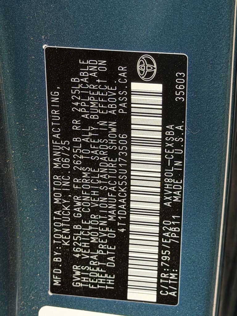 2025 Toyota Camry SE