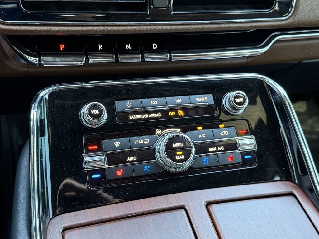 2022 Lincoln Navigator L Reserve