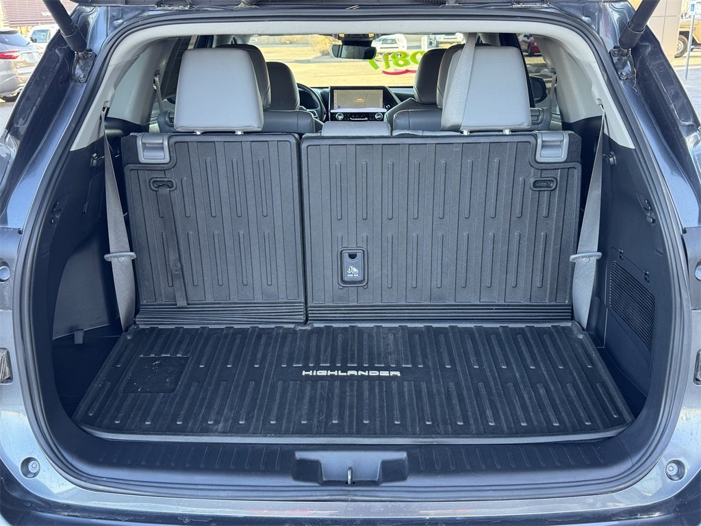 2025 Toyota Highlander XLE