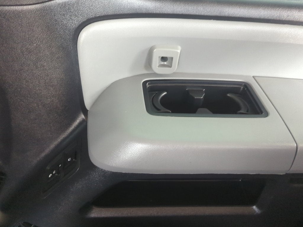 2013 Toyota Sequoia SR5 5.7L