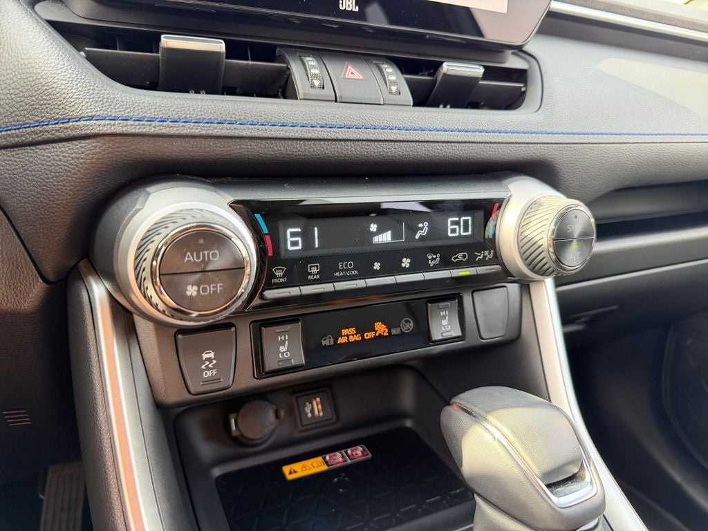 2025 Toyota RAV4 Hybrid XSE
