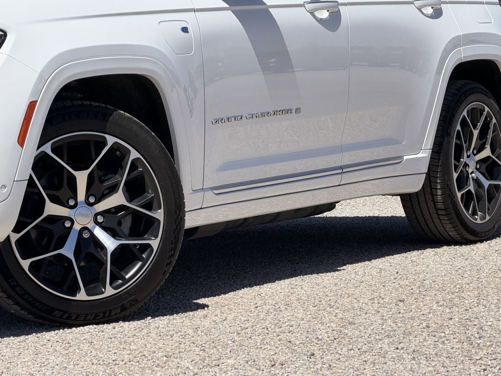 2022 Jeep Grand Cherokee 4xe Summit Reserve 4x4