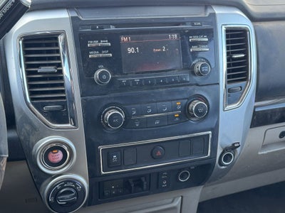 2017 Nissan TITAN XD SV Gas