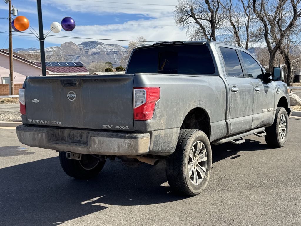 2017 Nissan TITAN XD SV Gas
