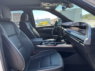 2025 Cadillac Escalade Sport