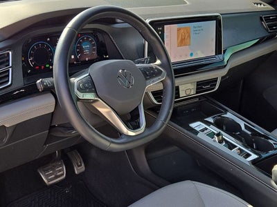 2024 Volkswagen Atlas Cross Sport 2.0T SEL R-Line