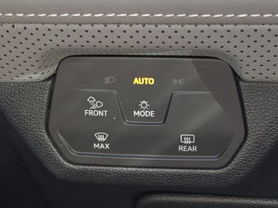 2024 Volkswagen Atlas Cross Sport 2.0T SEL R-Line