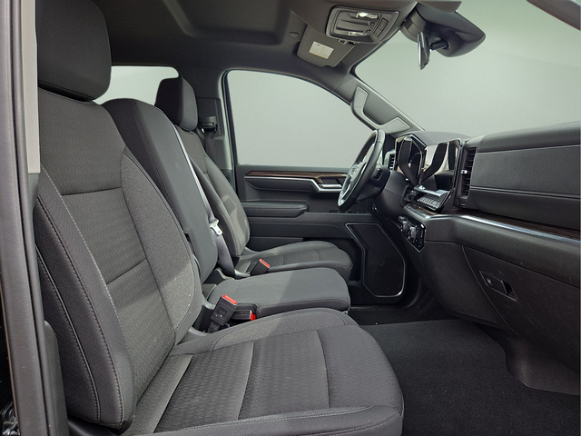 2025 Chevrolet Silverado 1500 LT LT1